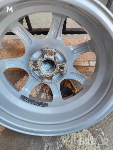 Джанти за Тойота Ярис 15ц, снимка 4 - Гуми и джанти - 53991123