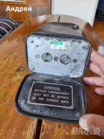 Стар уред за измерване на горими газове MSA Explosimeter 2E, снимка 8 - Антикварни и старинни предмети - 53988187