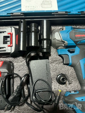 Акомулаторен Гайковерт с две батерии,зарядно, снимка 5 - Куфари с инструменти - 53970708