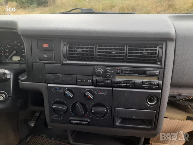 VW T4 Multivan Allstar 2.5TDI, снимка 12 - Бусове и автобуси - 55163292