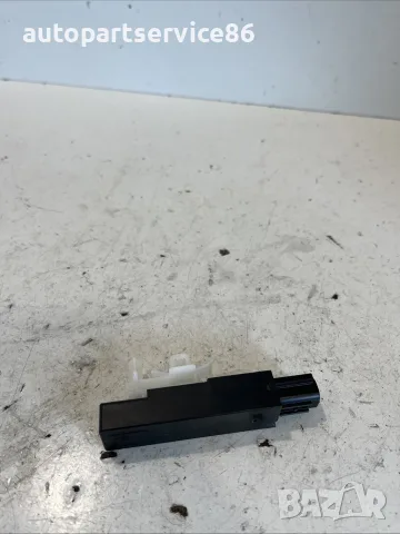 ECU модул за управление на антена за безключов достъп за Mazda 3 2.2D (2015) KD45676NXA OEM