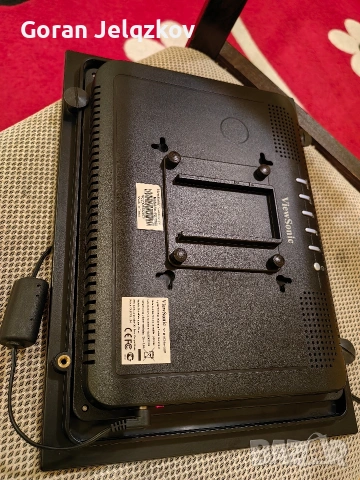 продава се мини монитор, снимка 4 - Монитори - 54126936