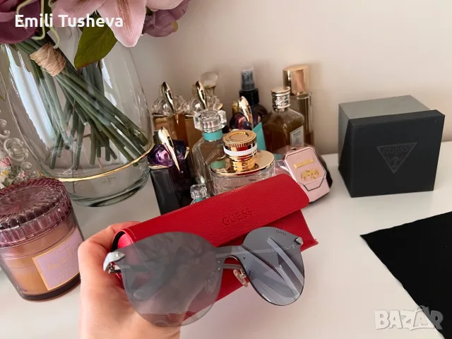 Оригинални слънчеви очила Guess GU7547 10C, снимка 3 - Слънчеви и диоптрични очила - 55403862