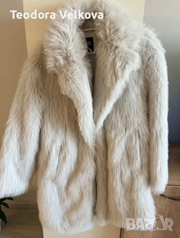 Бежаво палто Zara