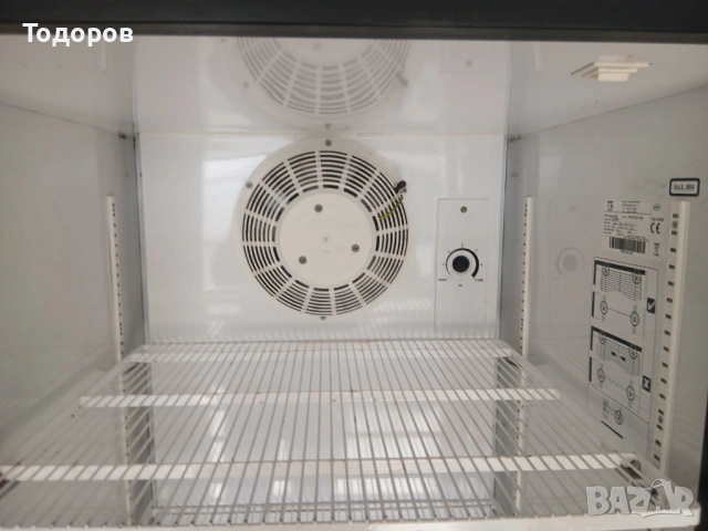 Професионална хладилна витрина за напитки Super 76 Sl, 350 - 400 литра , снимка 5 - Витрини - 54932968