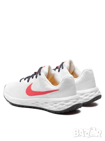 Маратонки Nike Revolution 6 Nn (Gs) DD1096 101 Бял, снимка 3 - Детски маратонки - 55353996