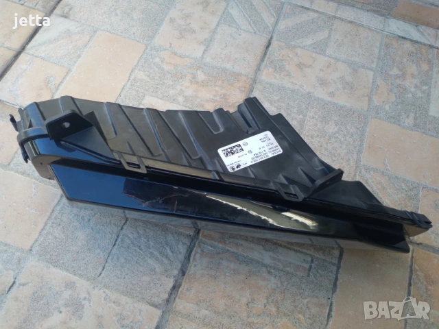 Led десен фар за мъгла (халоген) за Шкода Октавия 4 RS- 5E3 941 700 A, снимка 3 - Части - 54180507