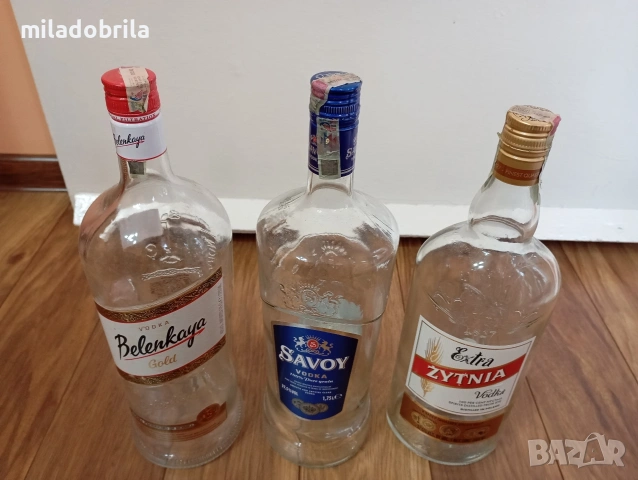 Стъклени бутилки , снимка 2 - Буркани, бутилки и капачки - 54582239