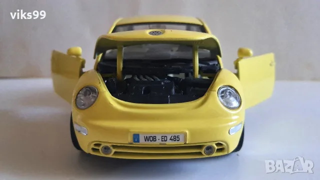 Bburago VOLKSWAGEN New Beetle 1998 MADE IN ITALY 1:24, снимка 4 - Колекции - 55499885