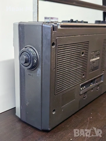 Радиокасетофон Sharp Gf-6060 , снимка 8 - Радиокасетофони, транзистори - 54592493