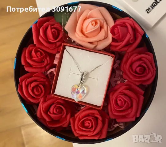 Колие сърце в кутия с изкуствени рози, снимка 2 - Колиета, медальони, синджири - 55534898