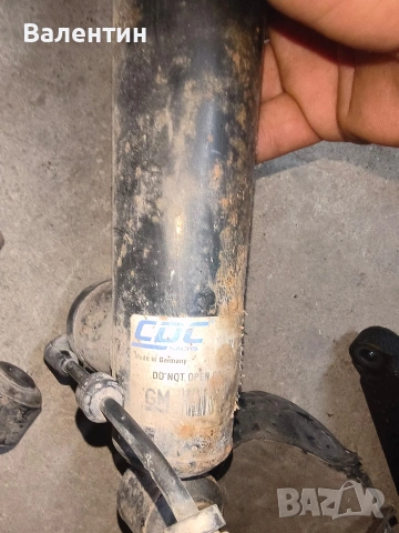 Aмортисьори за Opel Astra H , снимка 3 - Части - 54147021