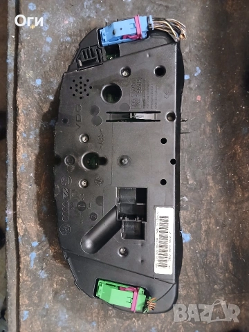 Километражно табло за Фолксваген Пасат В5 3B0 919 802 F, снимка 2 - Части - 54081854