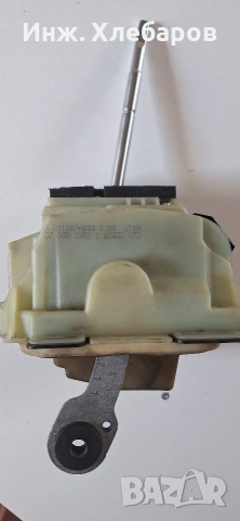 Продавам селектор за Mercedes W211 A 211267 4224