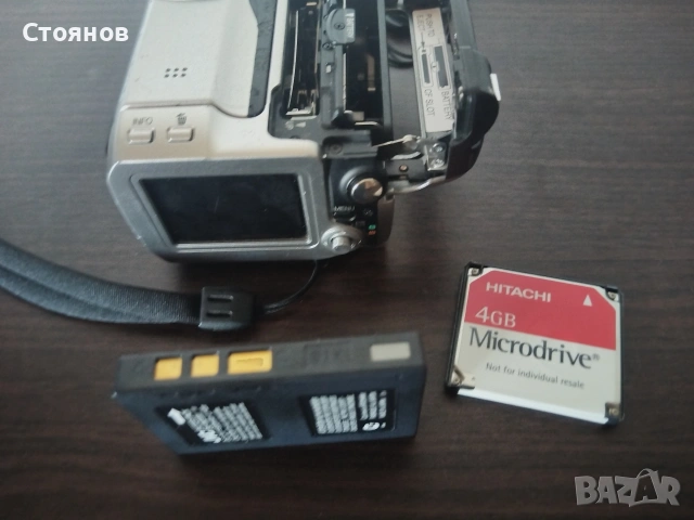 Камера JVC Everio GZ-MC200 Japan, снимка 16 - Камери - 54987194