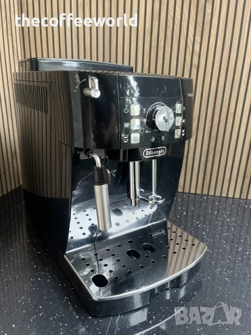 Delonghi Magnifica S - Перфектно състояние с 1 година гаранция! , снимка 3 - Кафемашини - 55211058