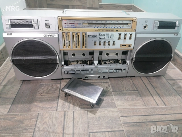 Sharp GF-575 На части