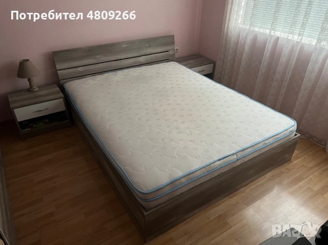 Легло с матрак, гардероб и шкаф