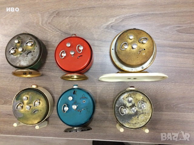 Настолни часовници - електронни  и механични от соца, снимка 9 - Други ценни предмети - 22271392