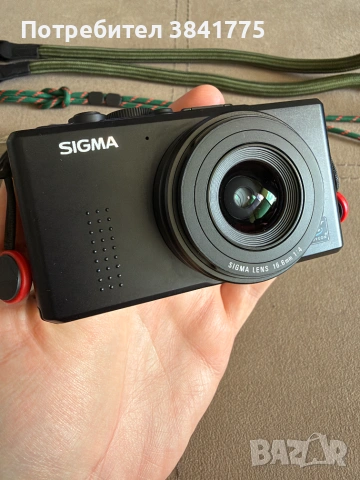 Sigma DP1s фотоапарат като ново, рядък модел с Foveon X3 сензор