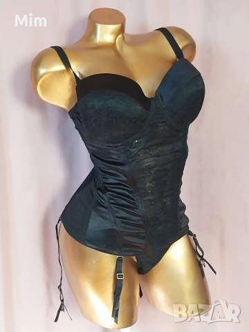 BODYFLIRT 85 D Черен корсет с жартиери за чорапи , снимка 2 - Корсети, бюстиета, топове - 54694680