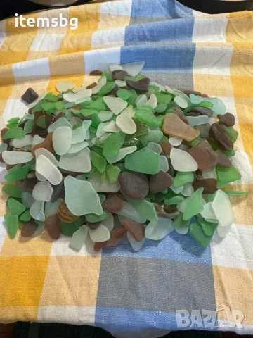 Морско стъкло многоцветно 