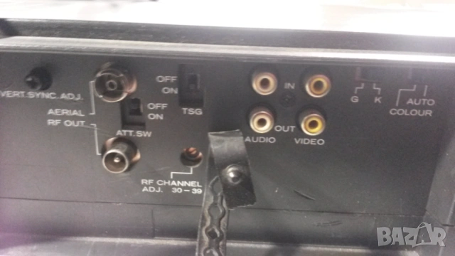 Плейър/рикордър за VHS касетки Hitachi P60, снимка 13 - Плейъри, домашно кино, прожектори - 54083544