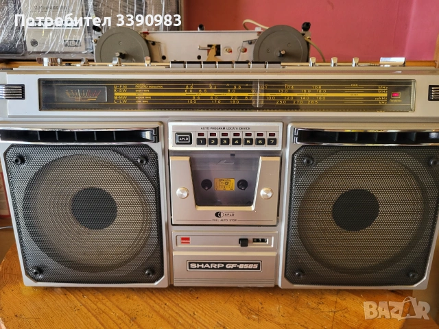 Sharp GF-8585H, снимка 9 - Радиокасетофони, транзистори - 55070144