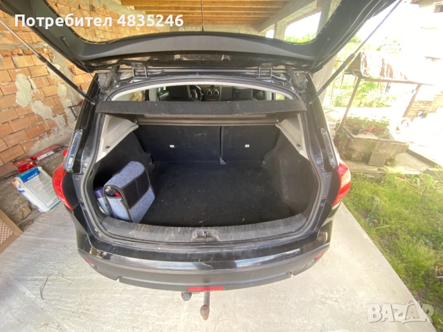 Nissan Qashqai 2.0 dCi Acenta, снимка 14 - Автомобили и джипове - 54642951