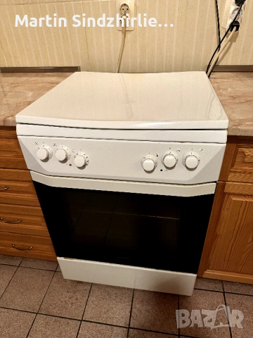 Фурна Gorenje с котлони на ток и газ