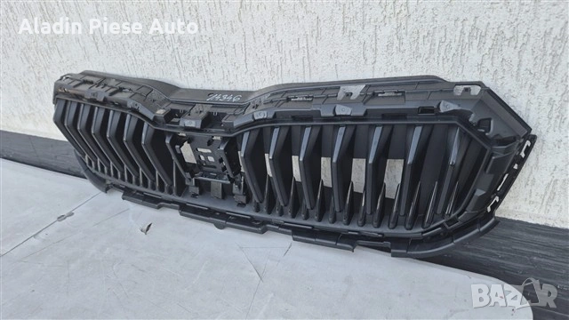 Решетка за предна броня Skoda Scala година 2020 2021 2022 2023 код 657853653B , снимка 3 - Аксесоари и консумативи - 54686524