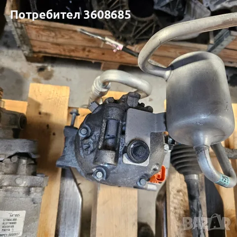 кожен салон Хюндай йоник 6 2024г., снимка 9 - Части - 55667616