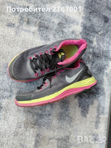 Дамски маратонки nike 37.5