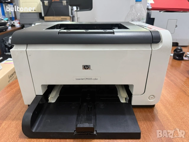 Цветен лазерен принтер HP Color LaserJet Pro CP1025 