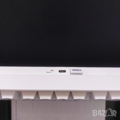 ЧИСТО НОВА YUNZII AL80 – Висок клас 75% Алуминиева Механична Клавиатура (Wireless/Bluetooth/LCD), снимка 6 - Клавиатури и мишки - 54101412