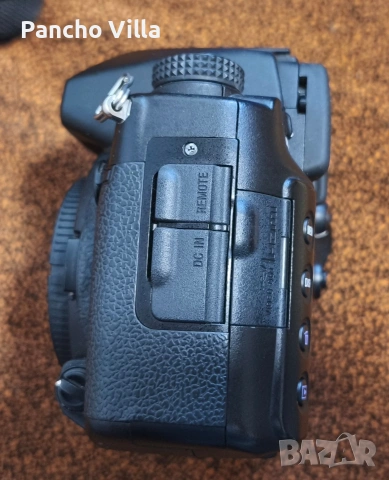 Sony Alpha A850 тяло, снимка 5 - Фотоапарати - 54570713
