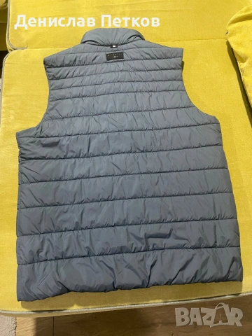 Оригинален мъжки елек Bugatti, снимка 2 - Якета - 54011330