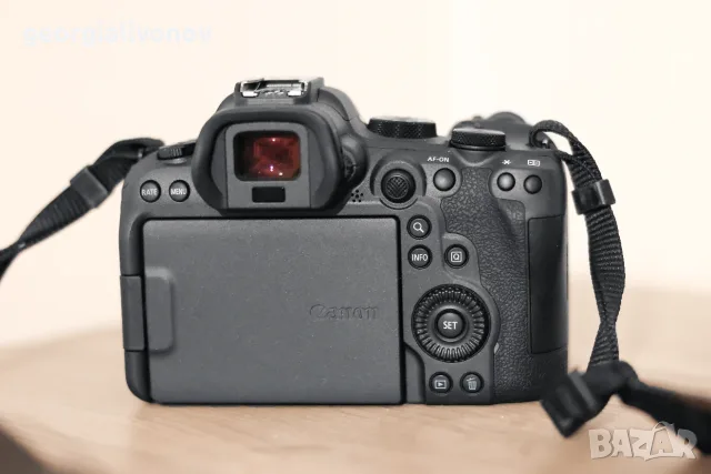 Canon EOS R6 Mark II, снимка 2 - Фотоапарати - 55468850