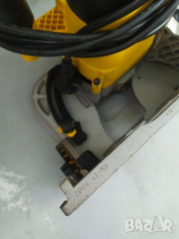 Dewalt DWS 520 Ръчен циркуляр с потапяне, снимка 5 - Циркуляри - 55236707
