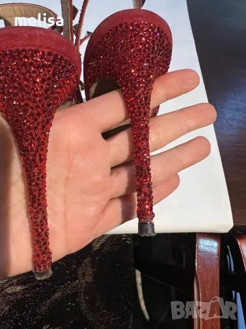 Valentino сандали с кристали, снимка 9 - Сандали - 55332640