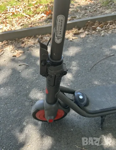 Електрическа тротинетка Ninebot Segway Zing C20 за възраст 8-14 години, снимка 10 - Скейтборд, ховърборд, уейвборд - 55680349