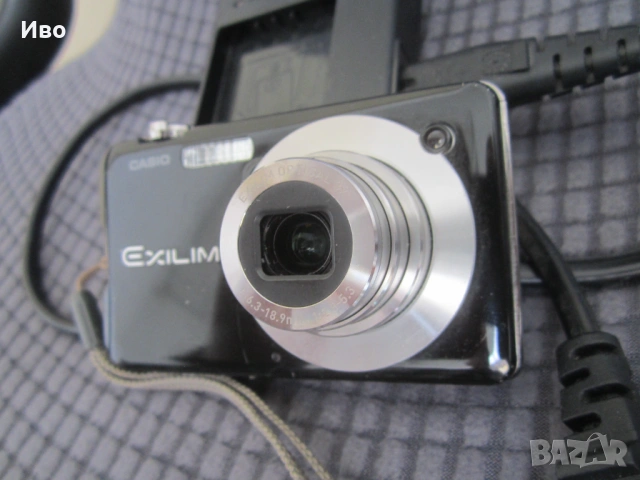 Компактен фотоапарат Casio Exilim EX-S12, снимка 3 - Фотоапарати - 54582272