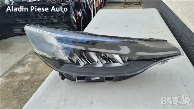 Десен фар Ford Transit Custom Led Facelift година 2023 2024 2025 2026 код PZ3113E014CB , снимка 2 - Части - 55393055