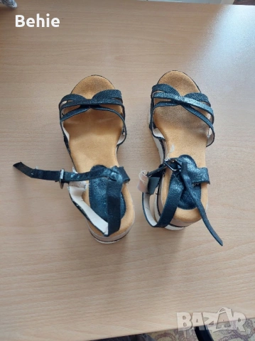 Елегантни черни сандали с висока подметка, снимка 5 - Сандали - 54046287