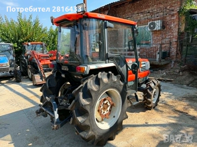 Трактор KUBOTA L33 4x4, снимка 3 - Селскостопанска техника - 55068058