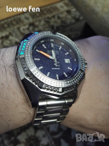 Invicta Akula 34427 - 54 mm Automatic - Top