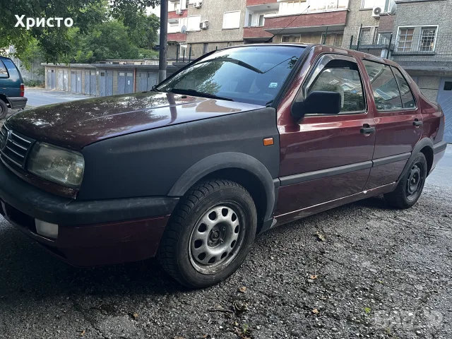 Volkswagen Vento 1.9d
, снимка 8 - Автомобили и джипове - 55103669