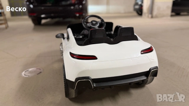     Детска електрическа кола с дистанционно, 12V, много запазена, снимка 4 - Електрически играчки - 54425520
