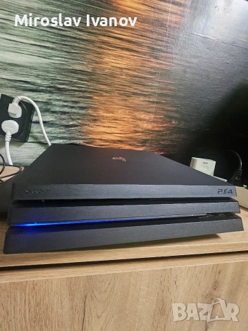 Продавам Playstation 4 pro 1T !!!, снимка 3 - PlayStation конзоли - 54666295
