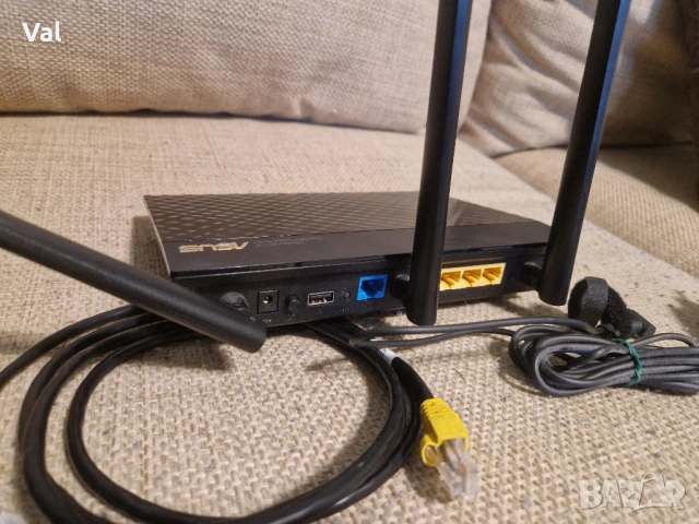Рутер Asus RT-AC66 B1. Перфектно състояние, работи идеално, няма никакви забележки., снимка 3 - Рутери - 54221339